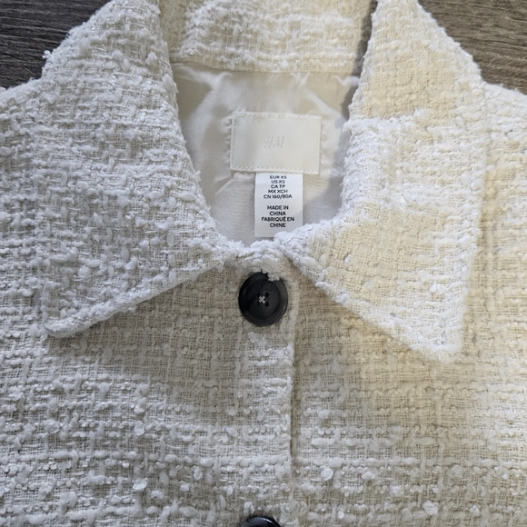 Cream Textured Jacket - Picture 7 of 7